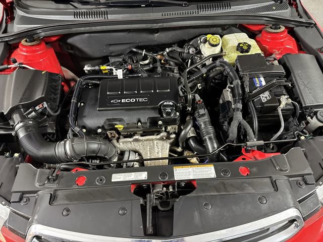 Used 2015 Chevrolet Cruze LT image 23