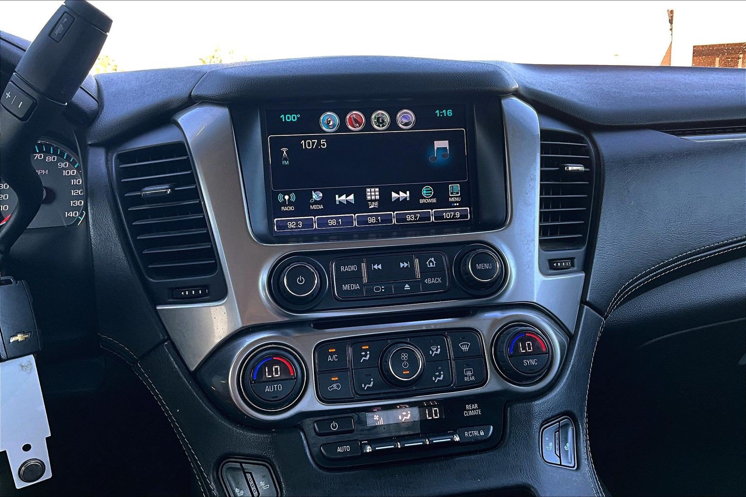 Used 2019 Chevrolet Suburban LT AWD/4WD image 15