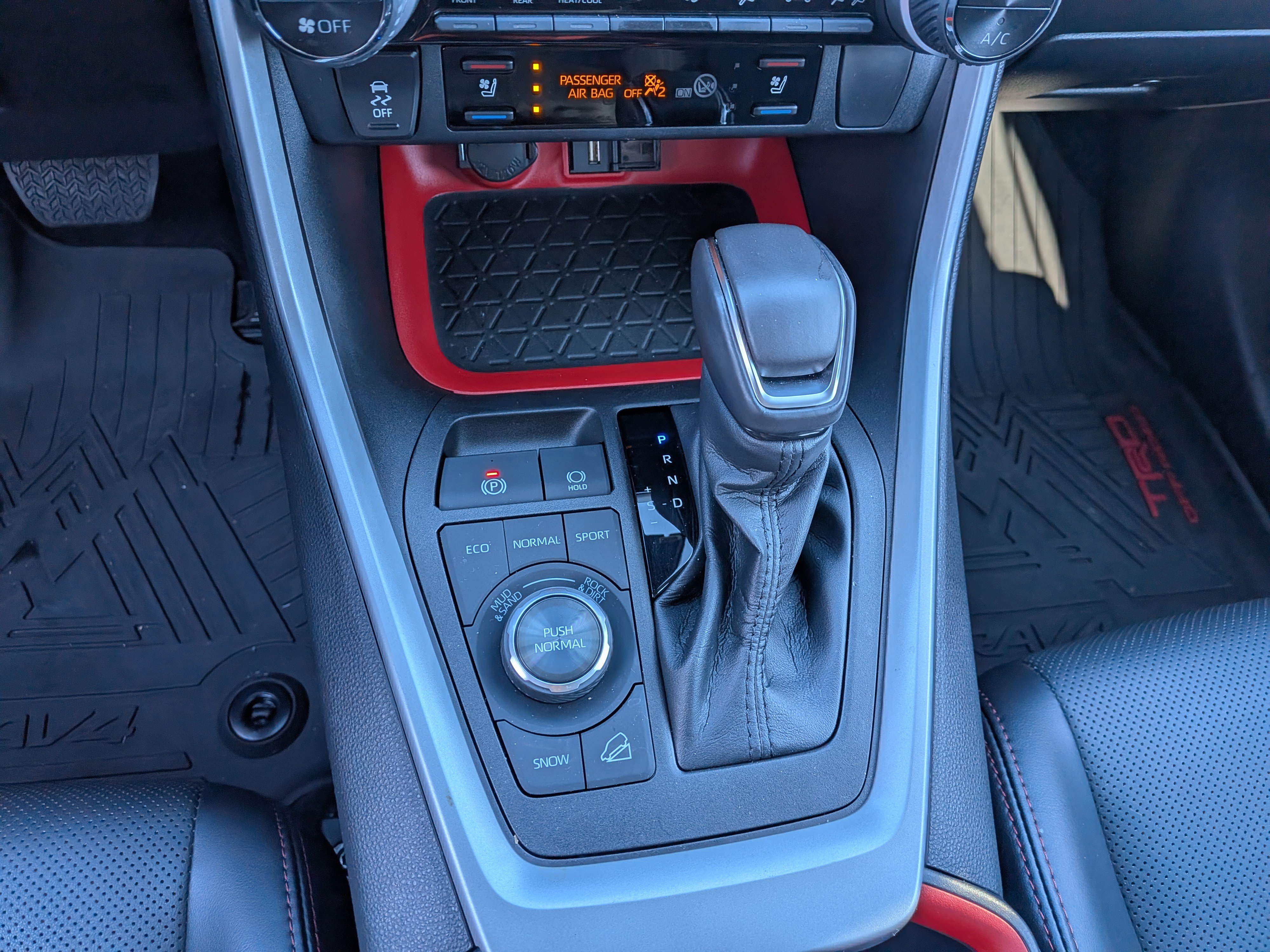 Used 2022 Toyota RAV4 TRD Off-Road w/ TRD Off-Road Weather Package image 30