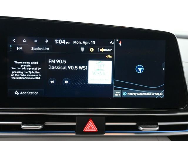 Used 2024 Hyundai Elantra Limited image 17
