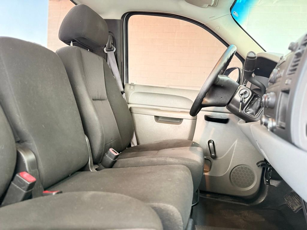 Used 2013 GMC Sierra 1500 W/T RWD image 30