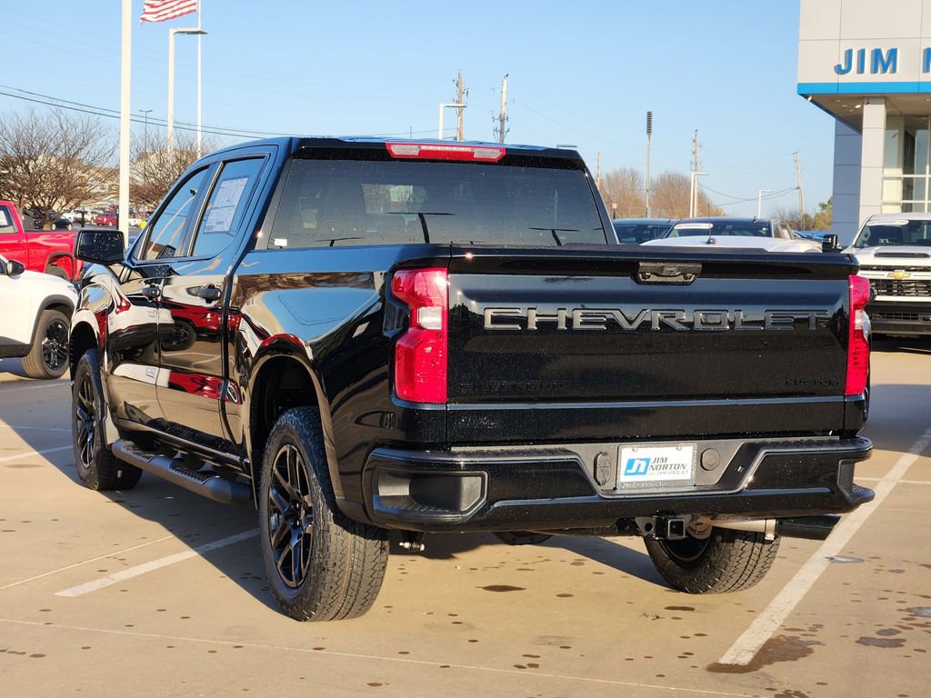 New 2026 Chevrolet Silverado 1500 Custom w/ Turbomax Blackout Package image 3