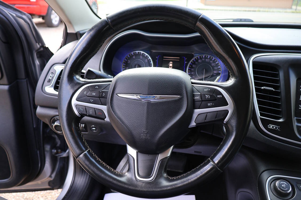 Used 2015 Chrysler 200 Limited w/ Convenience Group FWD image 25