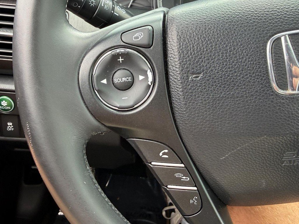 Used 2014 Honda Accord EX-L image 18