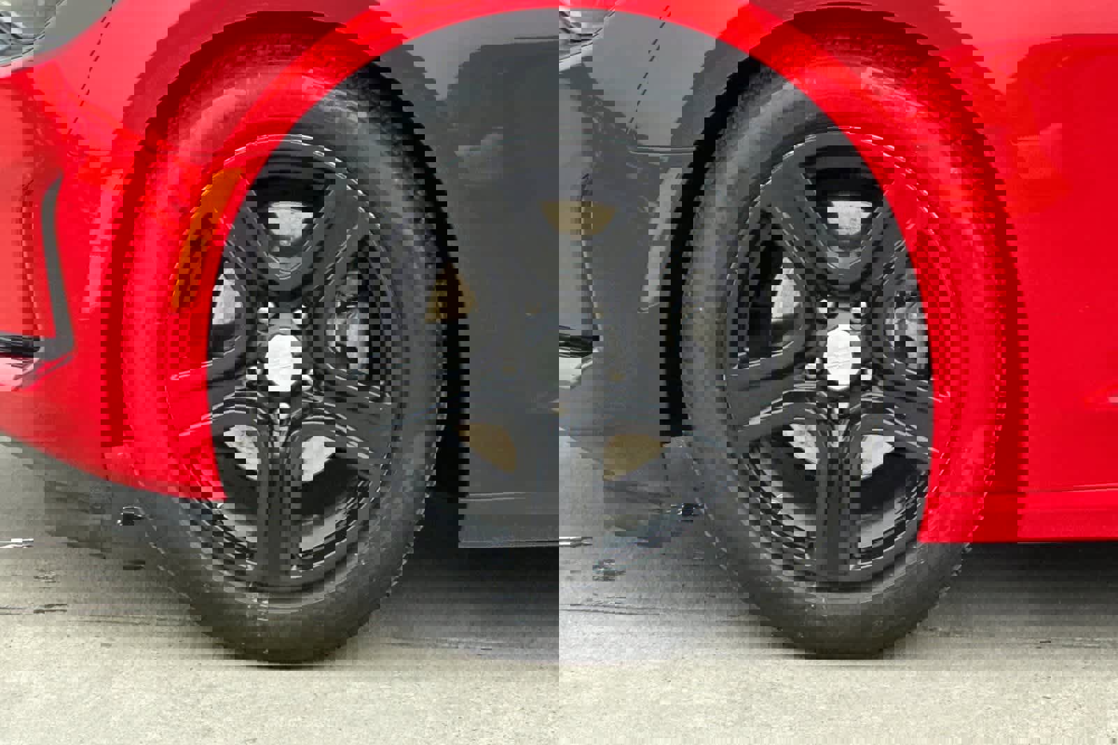 Used 2019 Chevrolet Camaro LT image 33