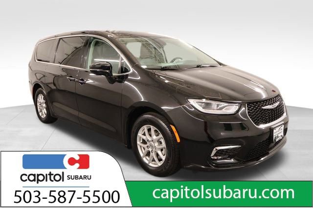 Used 2024 Chrysler Pacifica Touring-L