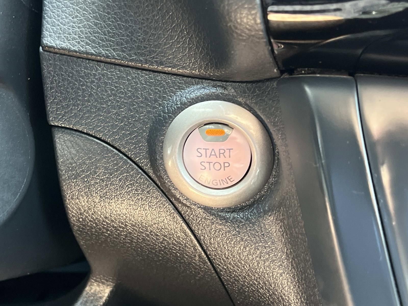 Used 2019 Nissan Sentra SV FWD image 32
