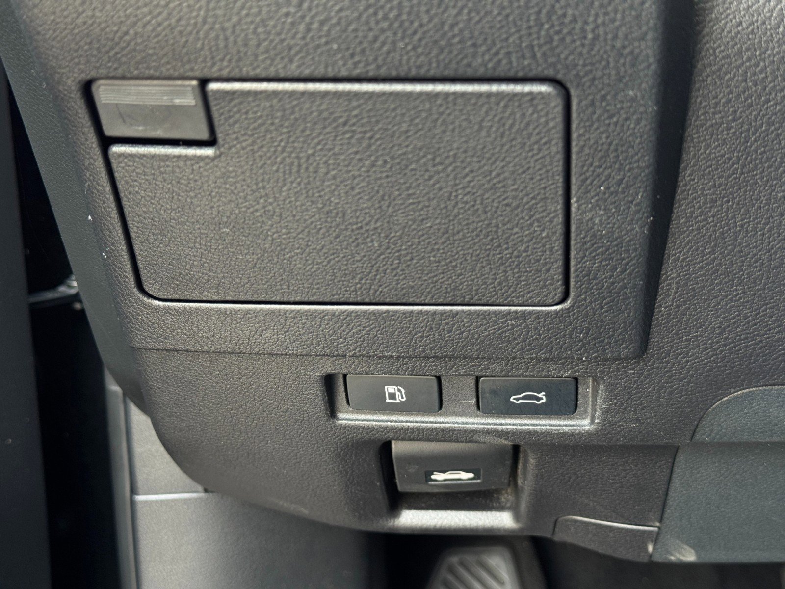 Used 2021 Lexus ES 300h w/ Premium Package FWD image 18