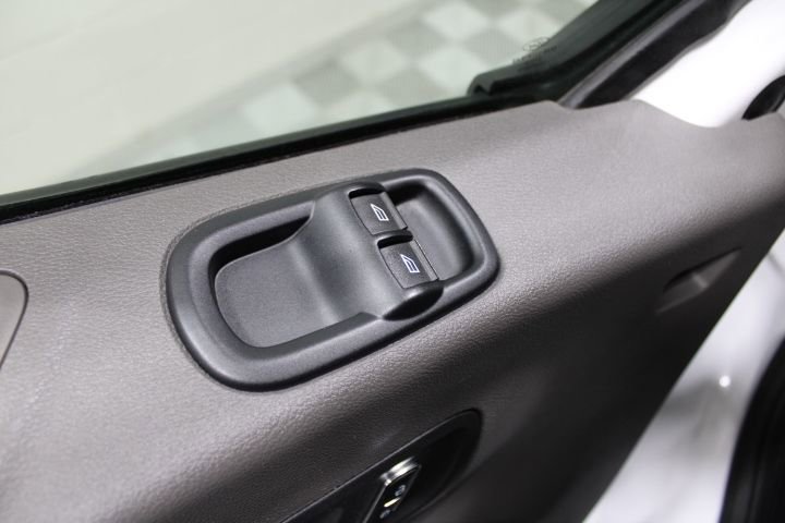 Used 2023 Ford Transit 350 XLT image 16