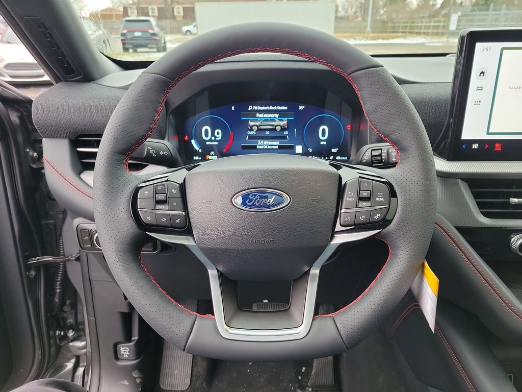 New 2026 Ford Explorer ST-Line w/ ST-Line Street Pack image 22