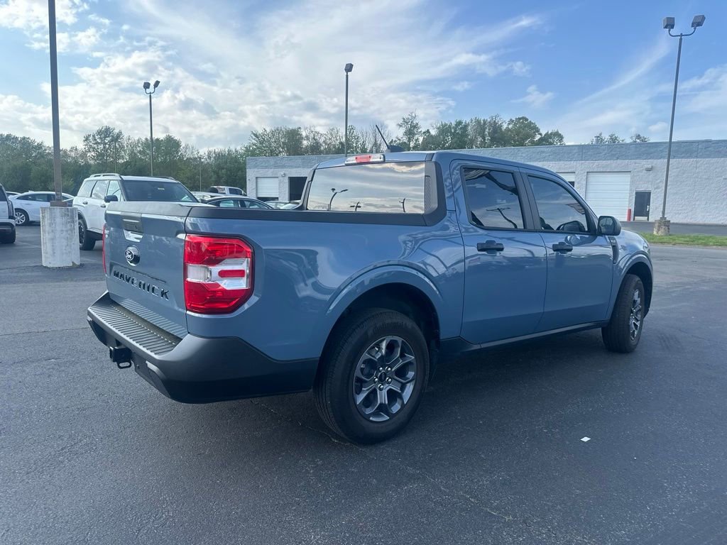 Used 2025 Ford Maverick XLT w/ Equipment Group 302A image 5