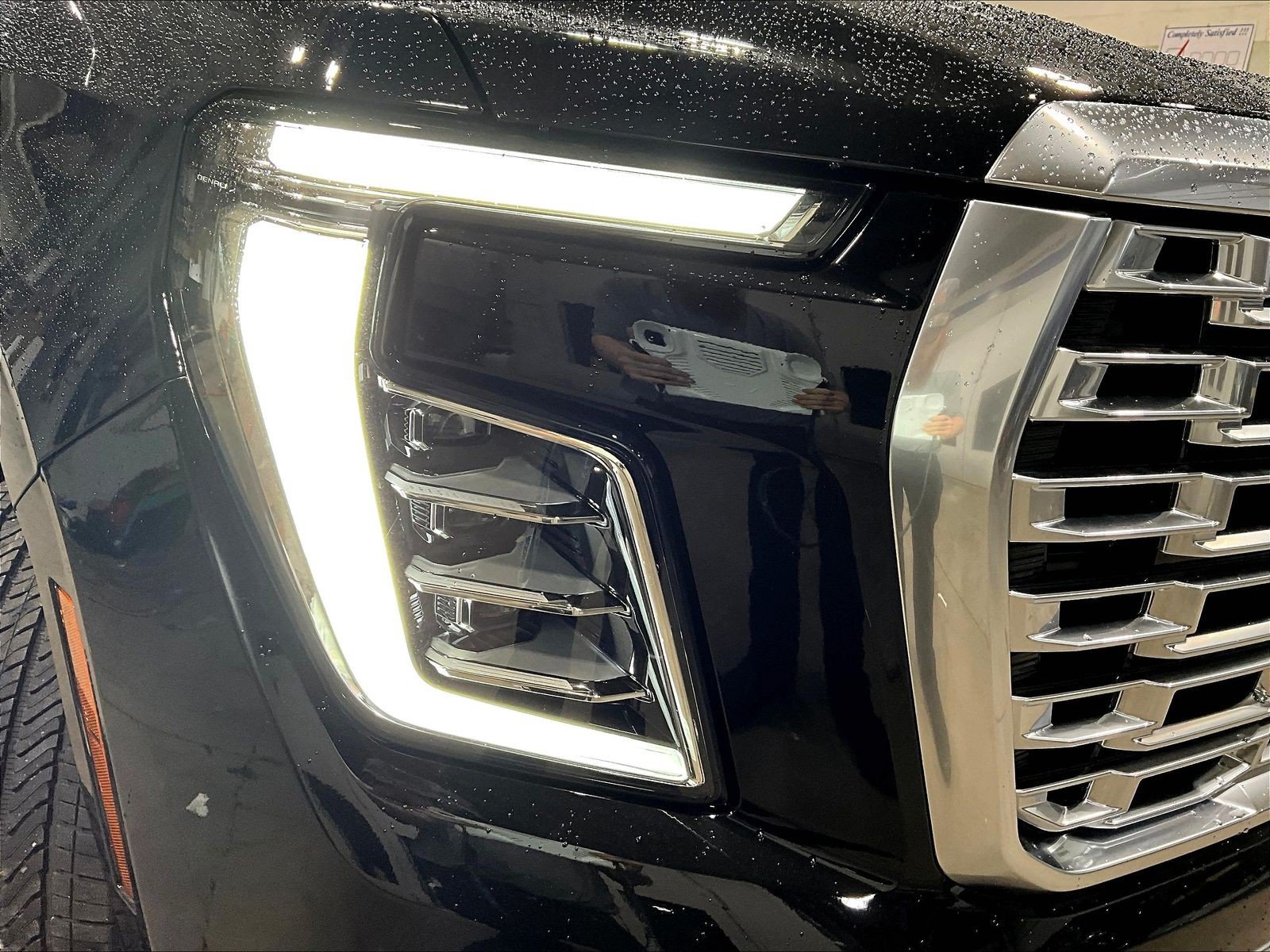 New 2026 GMC Yukon XL Denali w/ Denali Reserve Package AWD/4WD image 8