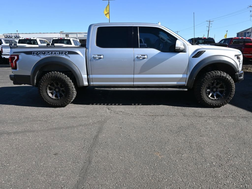 Used 2019 Ford F150 Raptor w/ Equipment Group 802A Luxury image 13