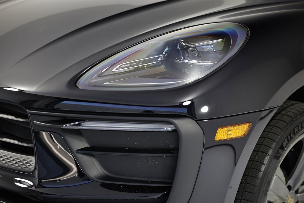 New 2026 Porsche Macan image 11