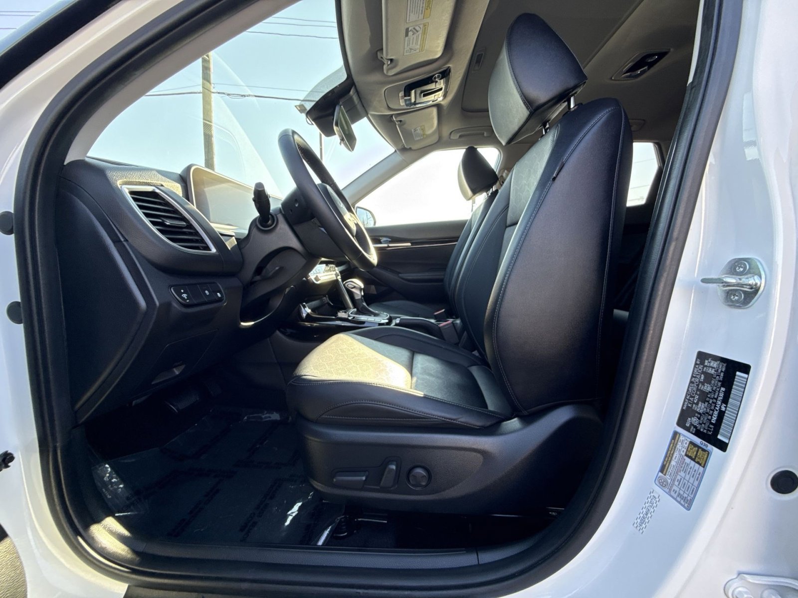 Used 2024 Kia Seltos EX image 13