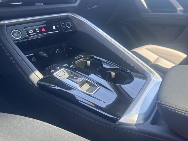Used 2025 Audi Q5 Premium w/ Convenience Package AWD/4WD image 31