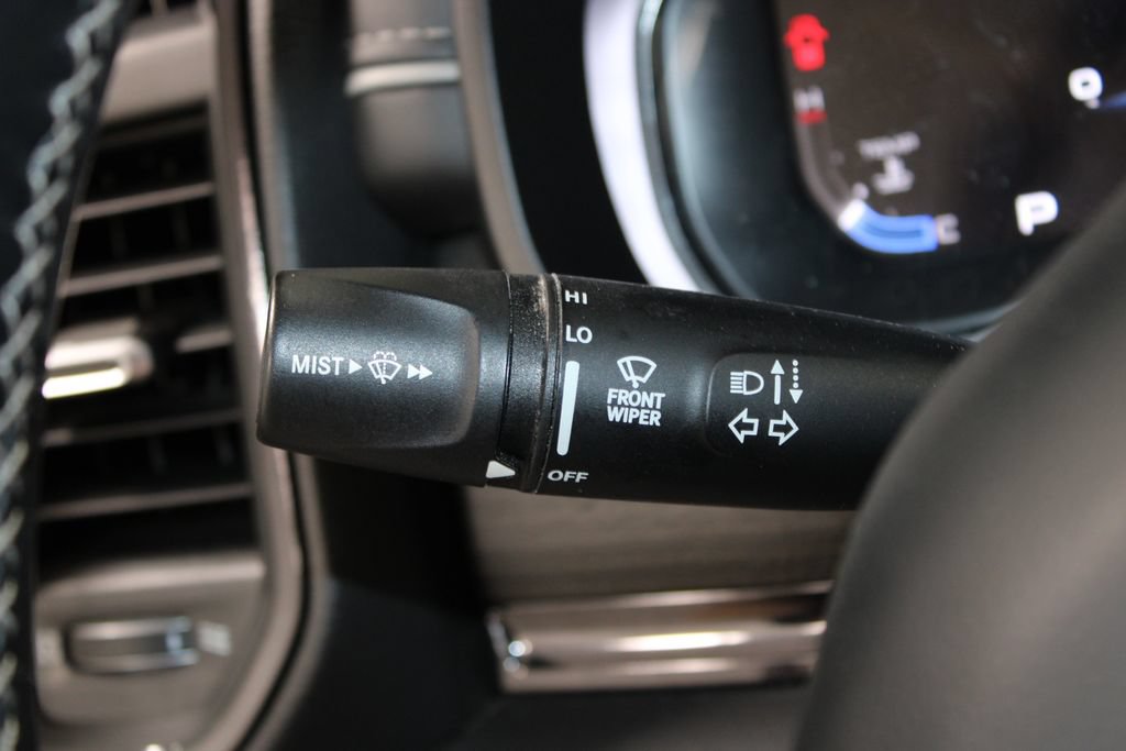 Used 2023 RAM 1500 Limited AWD/4WD image 39