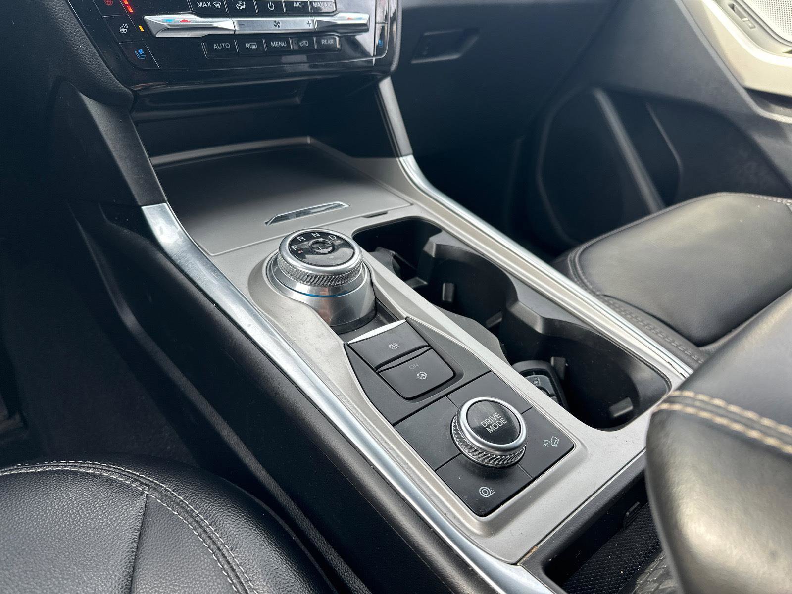 Used 2022 Ford Explorer Limited w/ Limited Technology Package image 20