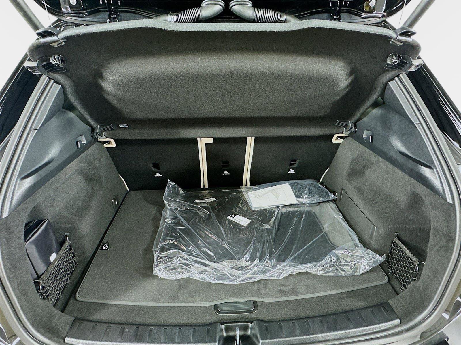 Certified 2026 Mercedes-Benz GLA 250 4MATIC image 33