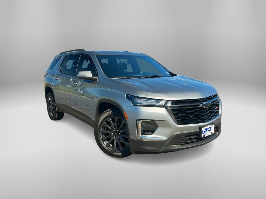 Used 2023 Chevrolet Traverse RS image 6
