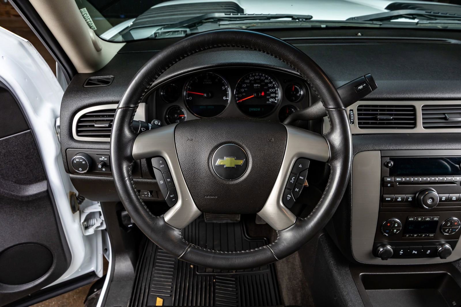 Used 2014 Chevrolet Silverado 2500 LTZ w/ LTZ Plus Package image 18