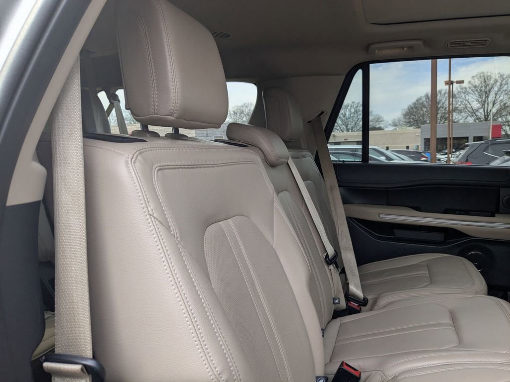 Used 2024 Ford Expedition Max Limited image 31