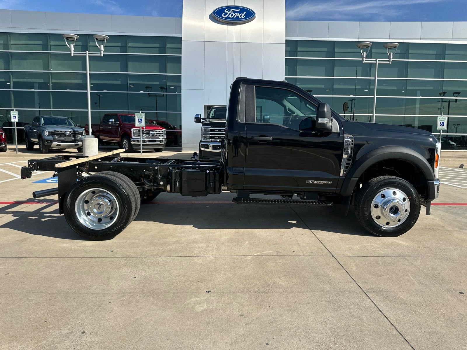 New 2026 Ford F450 XLT w/ XLT Value Package image 6