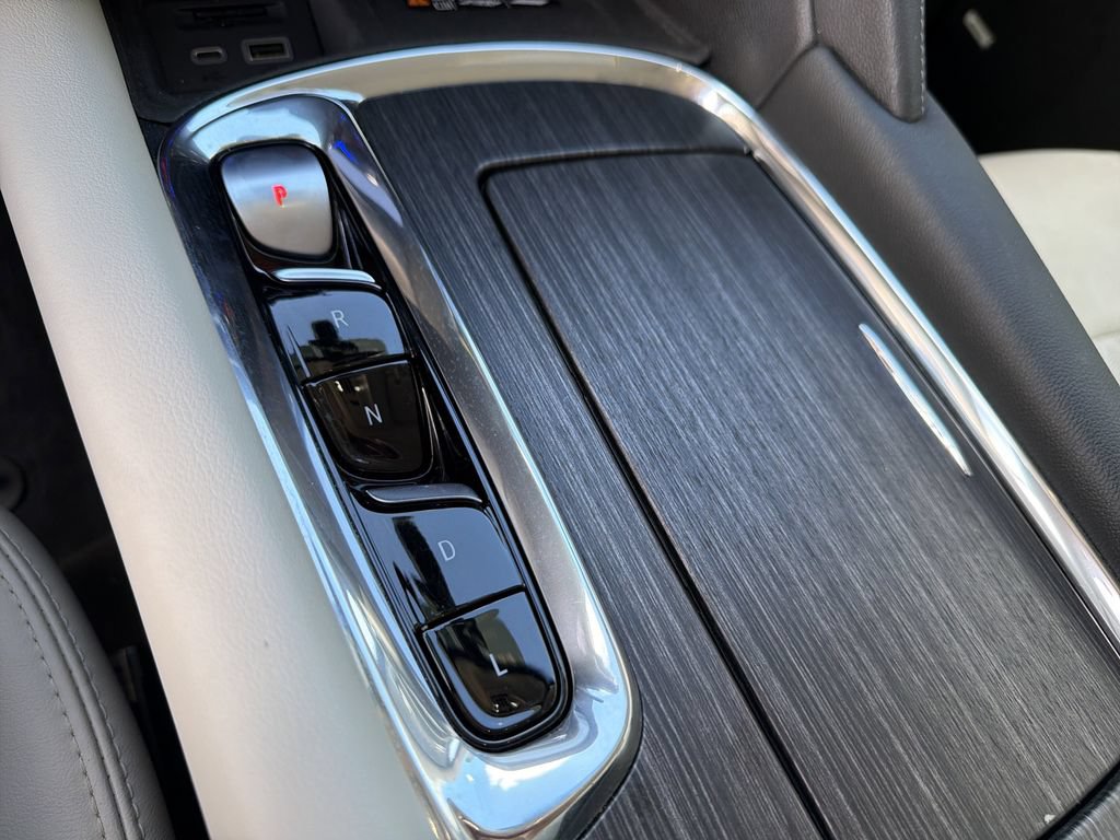 Certified 2023 Buick Enclave Avenir w/ Avenir Technology Package FWD image 26