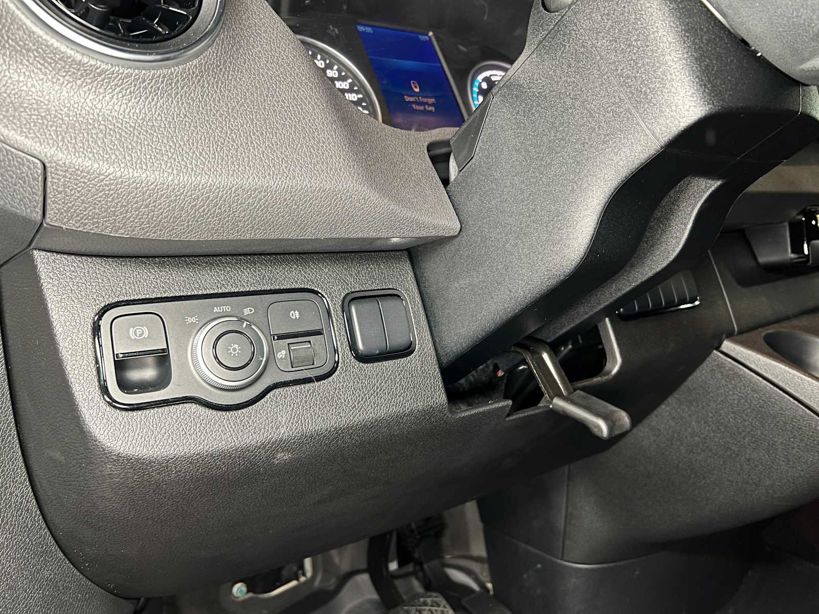 New 2025 Mercedes-Benz eSprinter 144 Cargo image 25