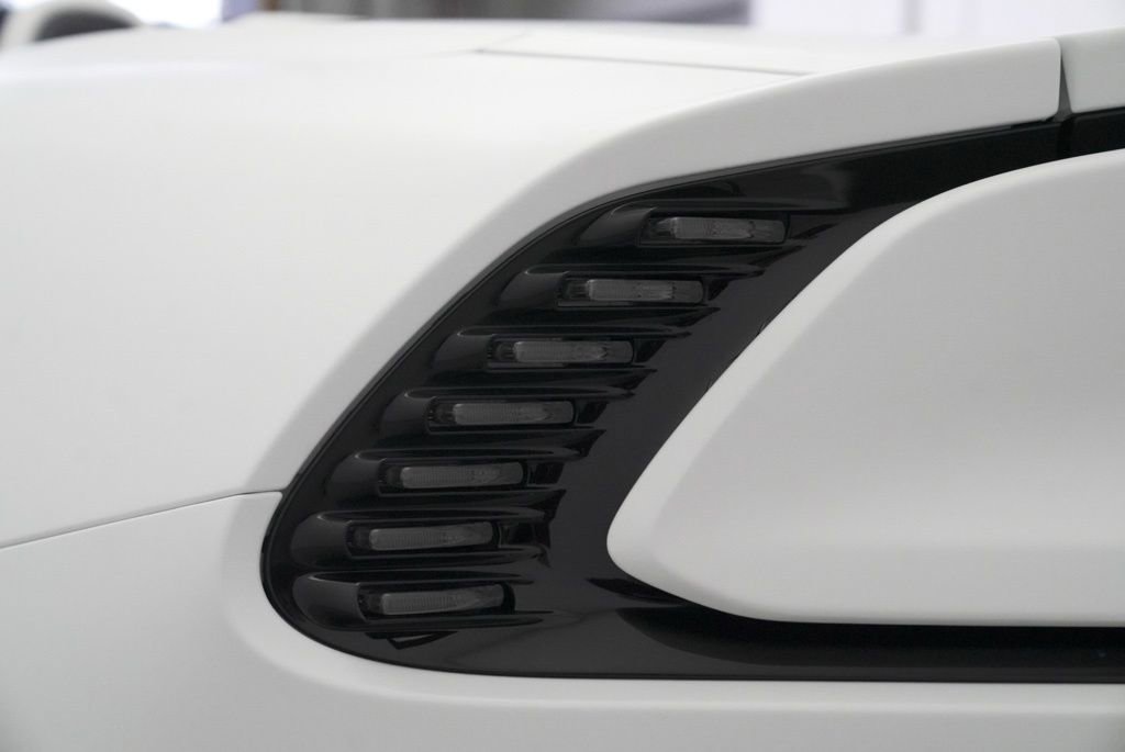 New 2026 Aston Martin Vanquish Convertible image 44