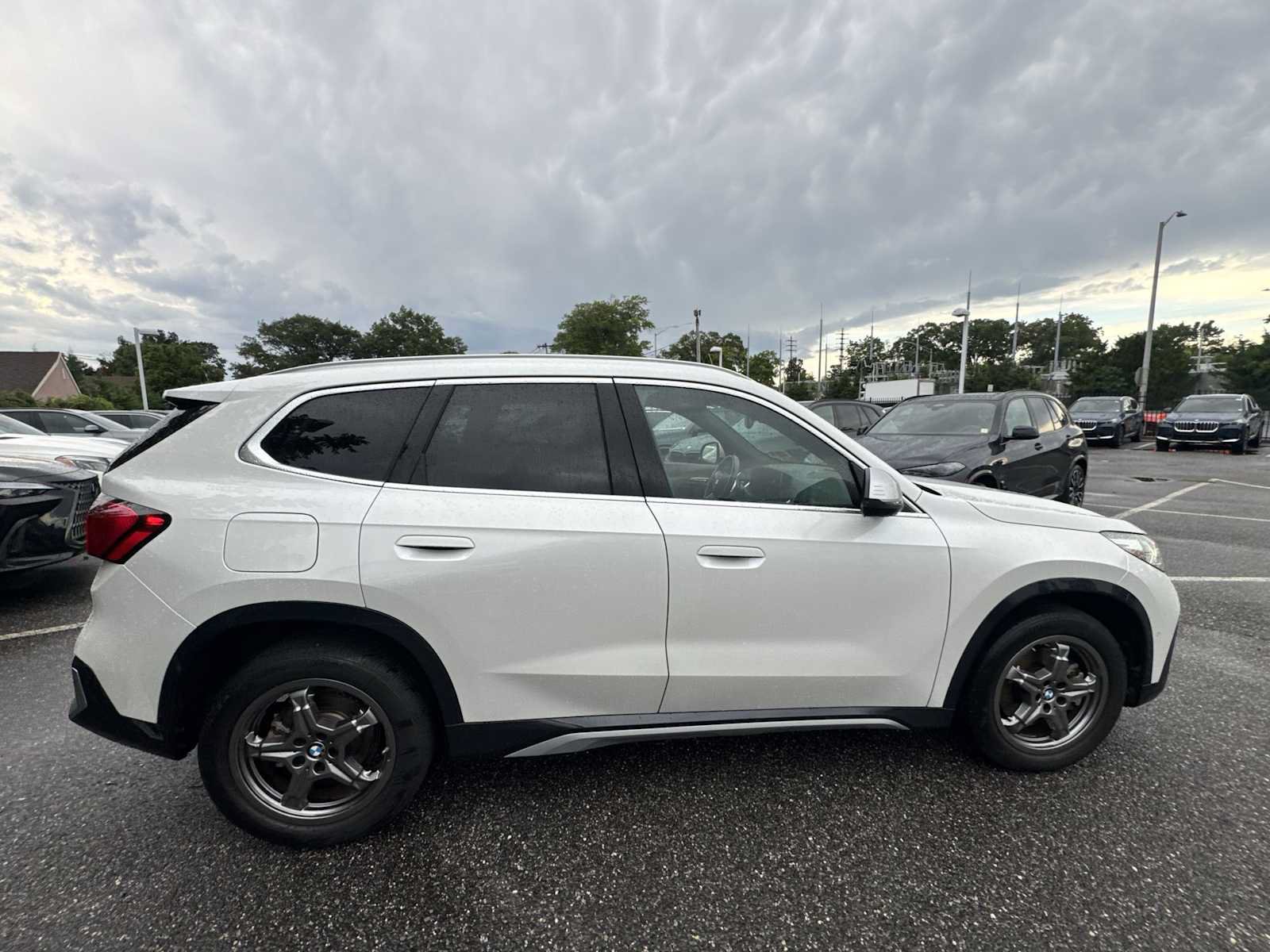 Used 2023 BMW X1 xDrive28i w/ Convenience Package AWD/4WD image 9