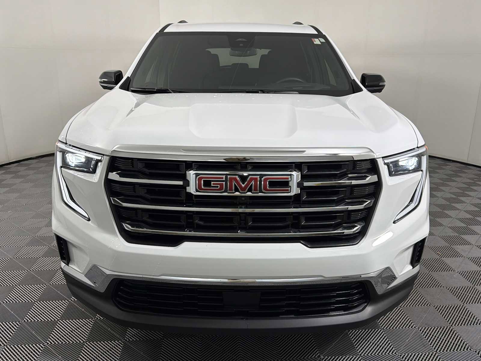 New 2025 GMC Acadia Elevation image 4