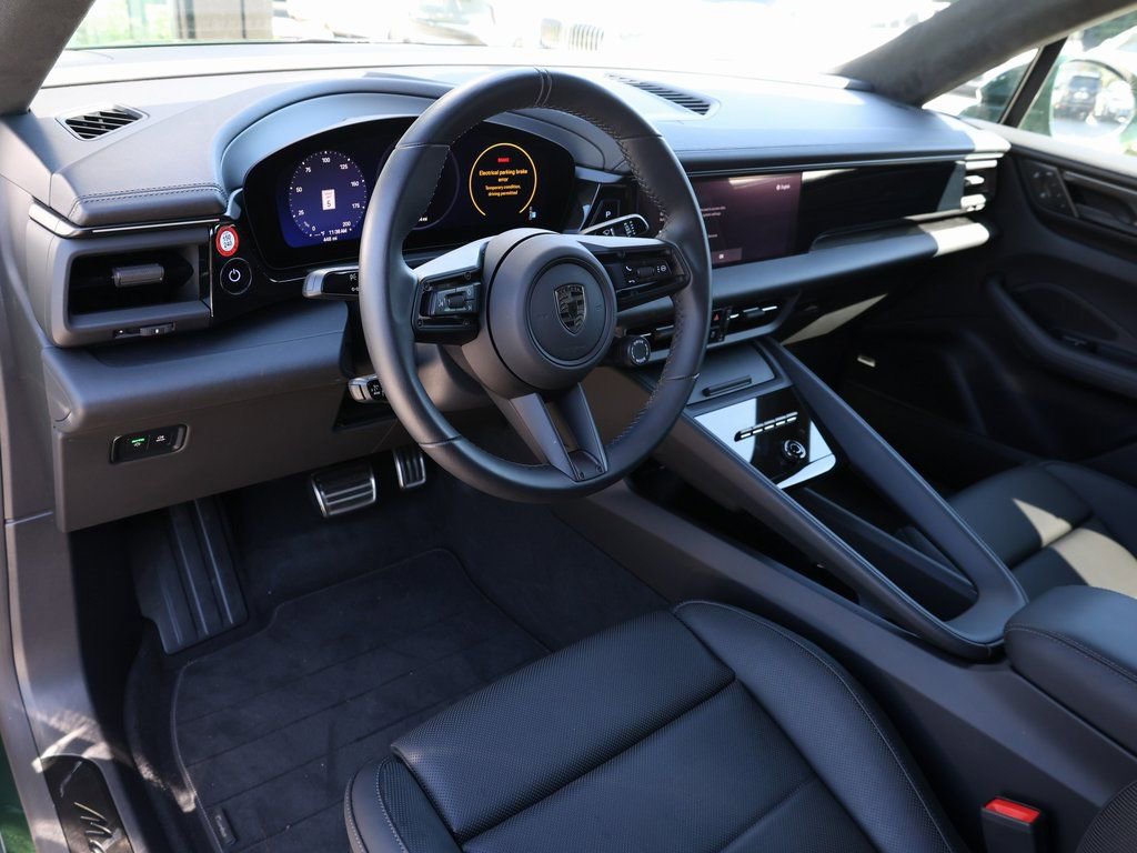 Used 2025 Porsche Macan Turbo Electric image 17
