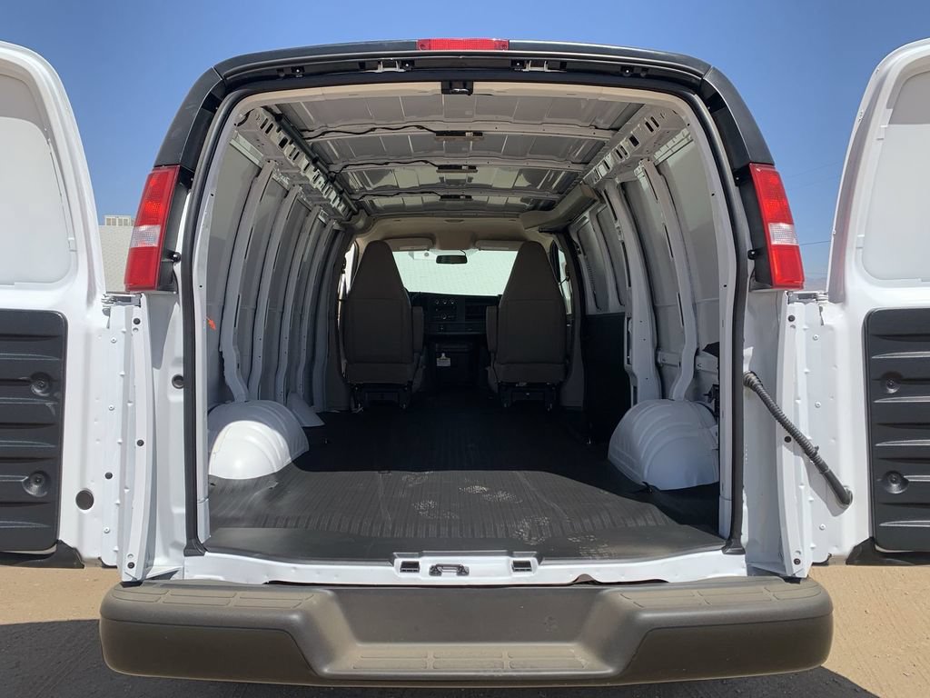 New 2026 Chevrolet Express 2500 RWD image 24