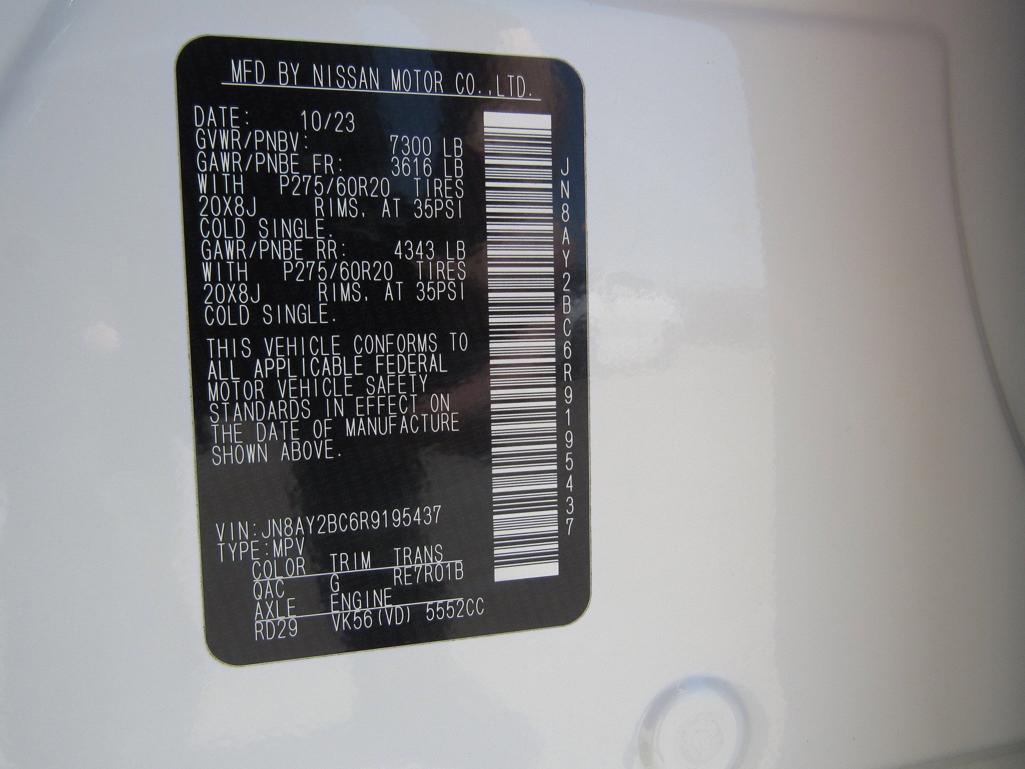 Used 2024 Nissan Armada SL image 32