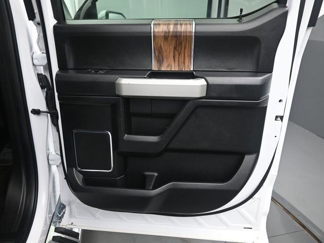 Used 2018 Ford F150 Lariat AWD/4WD image 16