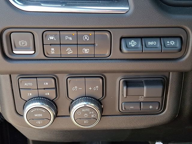 Used 2023 GMC Yukon AT4 w/ AT4 Premium Plus Package image 21