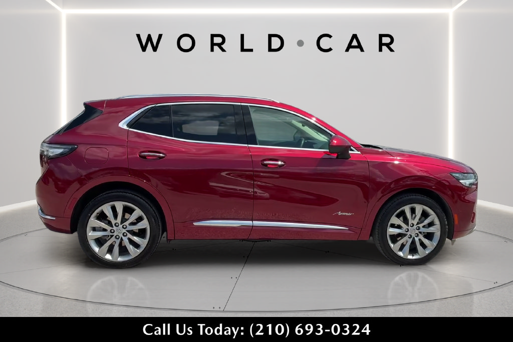 Used 2023 Buick Envision Avenir FWD image 2