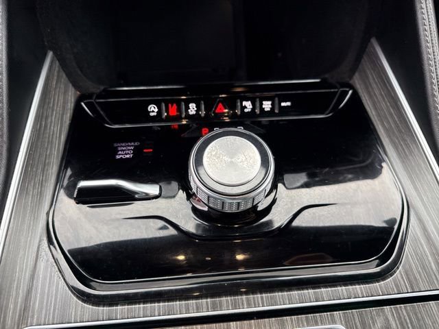 Used 2023 Jeep Wagoneer L Series II image 20