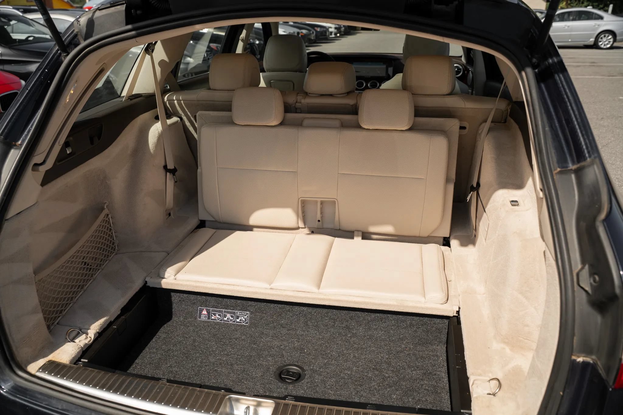 Used 2019 Mercedes-Benz E 450 4MATIC Wagon image 9