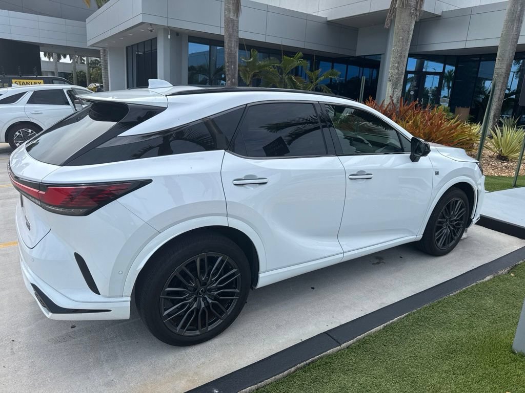 Used 2024 Lexus RX 500h F Sport w/ Convenience Package AWD/4WD image 4