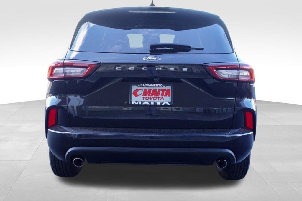 Used 2024 Ford Escape ST-Line image 7