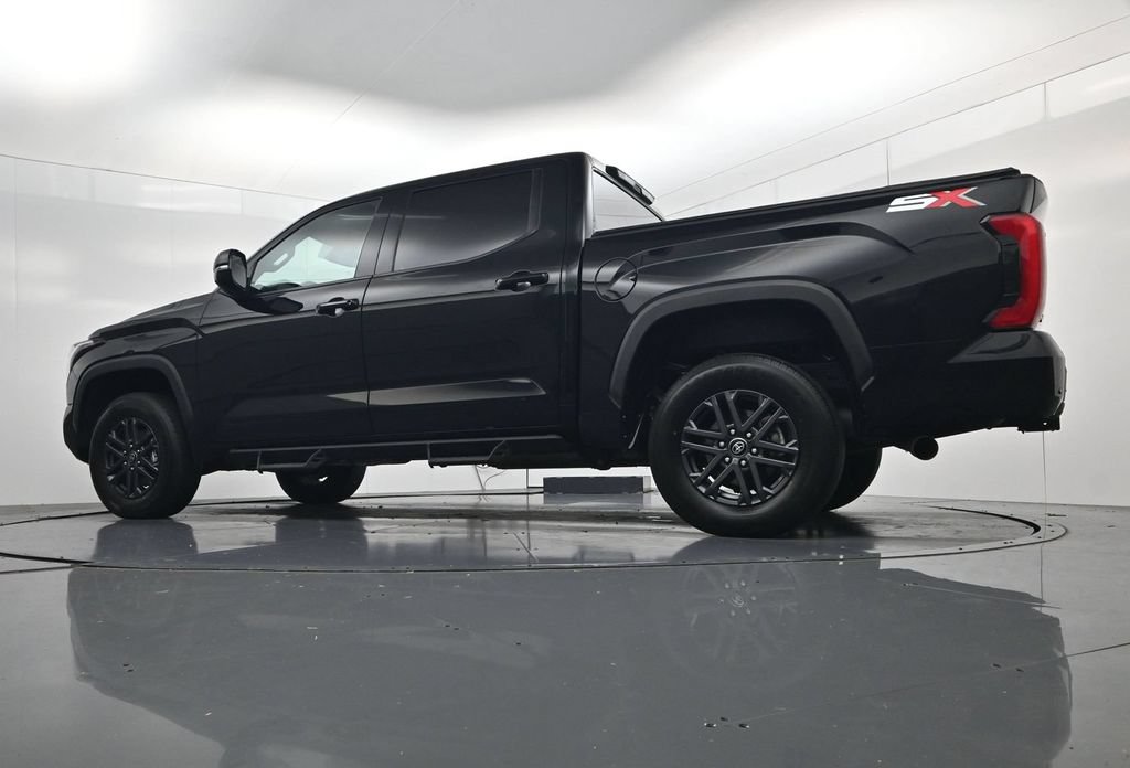 Used 2025 Toyota Tundra SR5 w/ SR5 Convenience Package AWD/4WD image 42