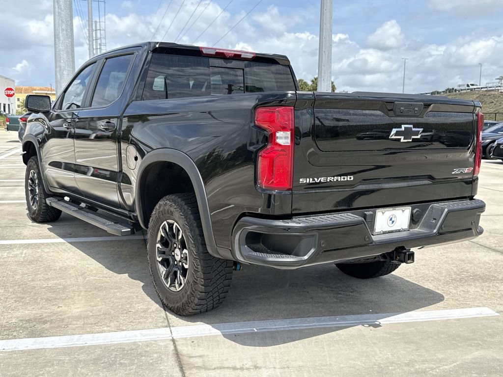 Used 2024 Chevrolet Silverado 1500 ZR2 w/ Technology Package image 10