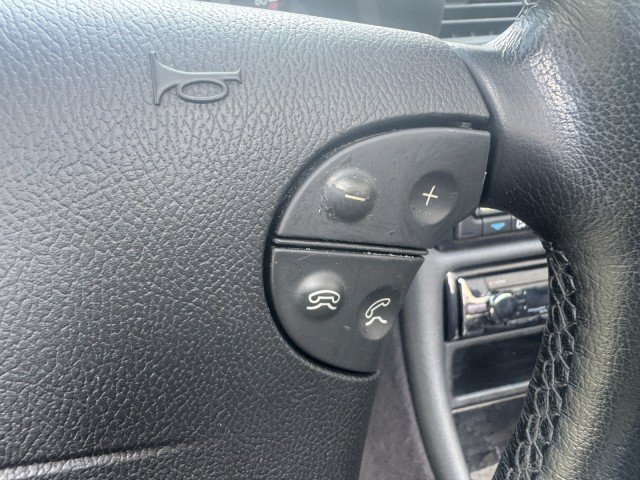 Used 2001 Mercedes-Benz CLK 430 Cabriolet image 12