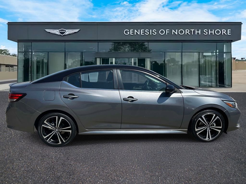 Used 2023 Nissan Sentra SR w/ Trunk Package image 2