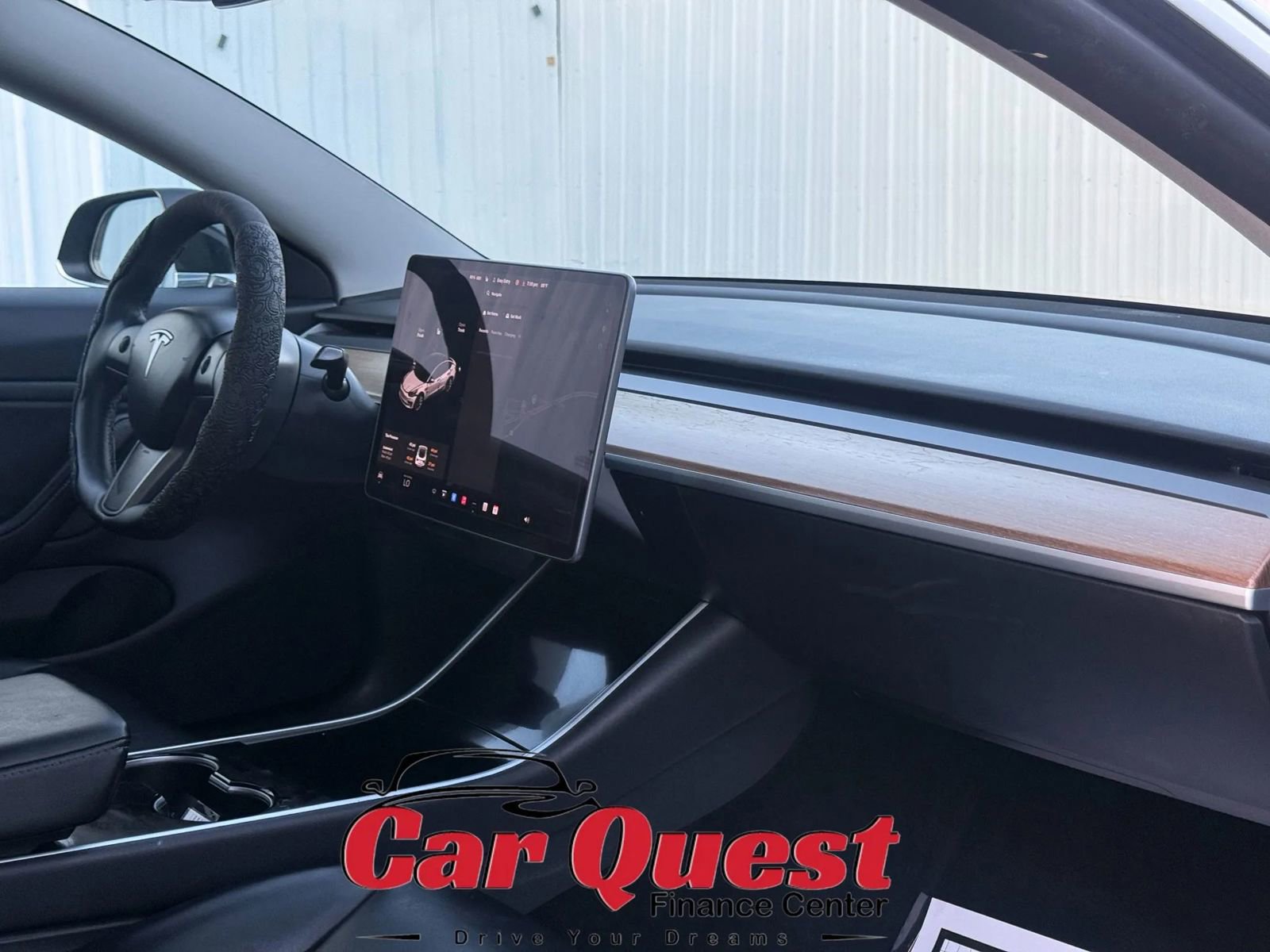 Used 2019 Tesla Model 3 Standard Range Plus image 18