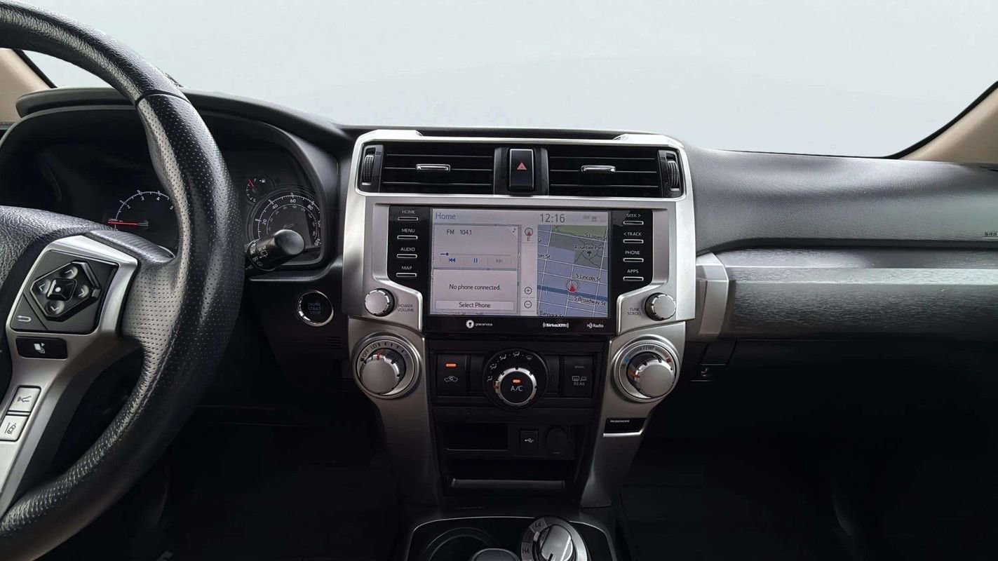 Used 2020 Toyota 4Runner SR5 Premium w/ Moonroof Package image 10