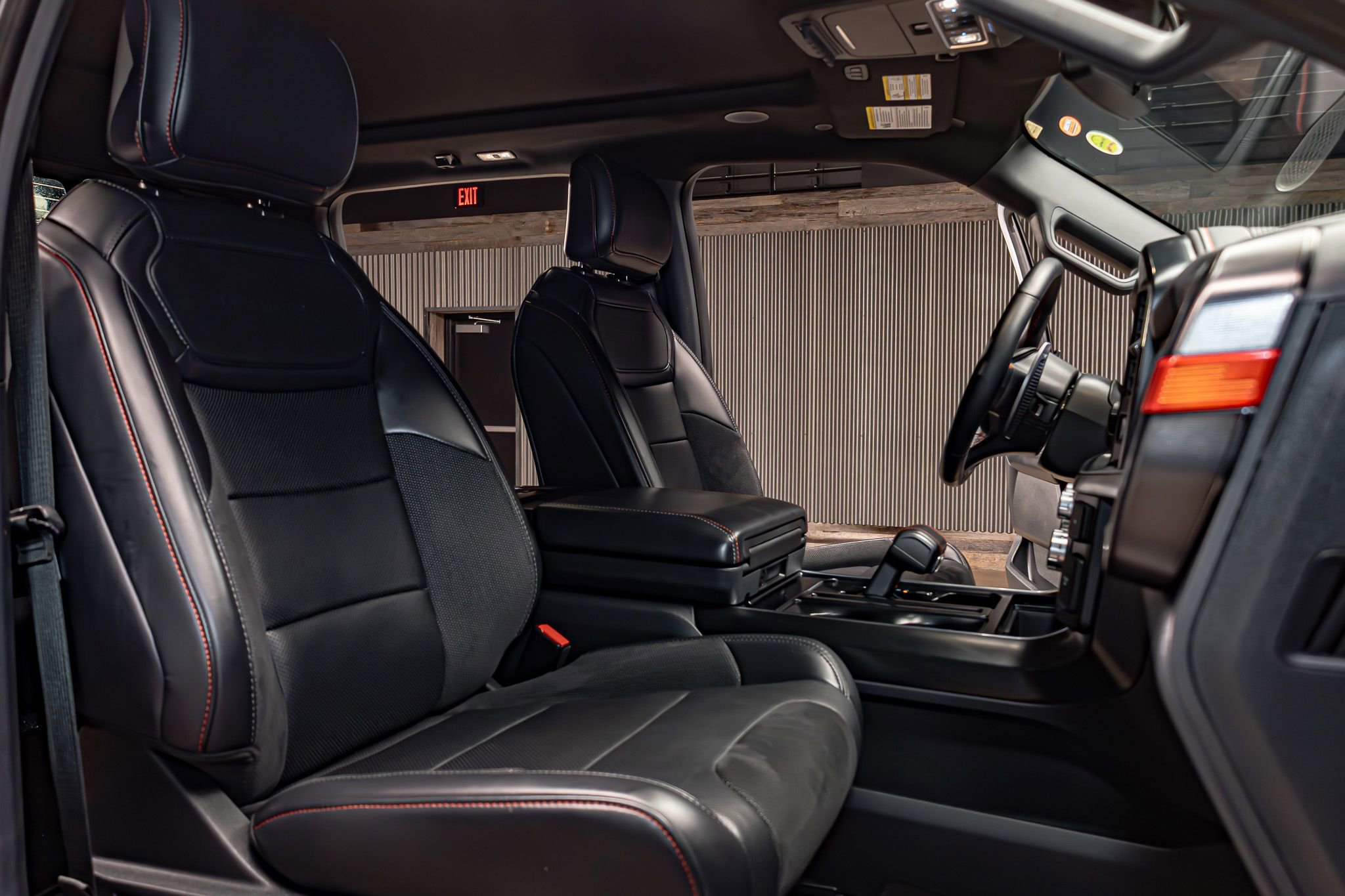 Used 2025 Ford F150 Raptor image 29