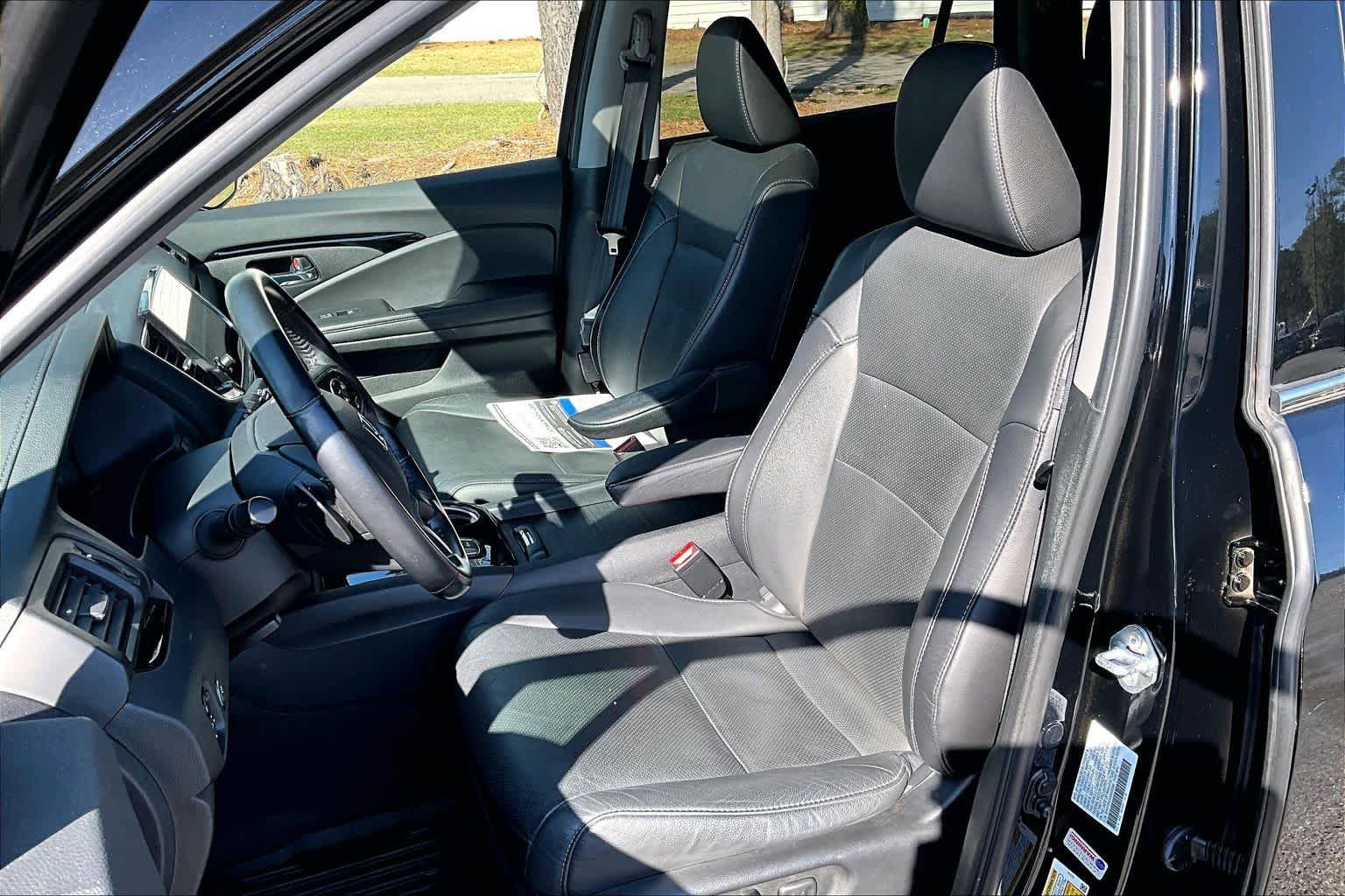 Used 2022 Honda Pilot Elite image 8